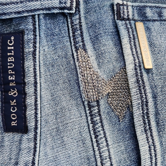 Distressed Blue Jeans with Bird Embroidery, Like New, Size 8M - Picture 8 of 8